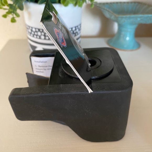 University Of South Carolina Cushioned Trailer Hitch Cover NEW 2.5" Ball mount - Picture 3 of 8